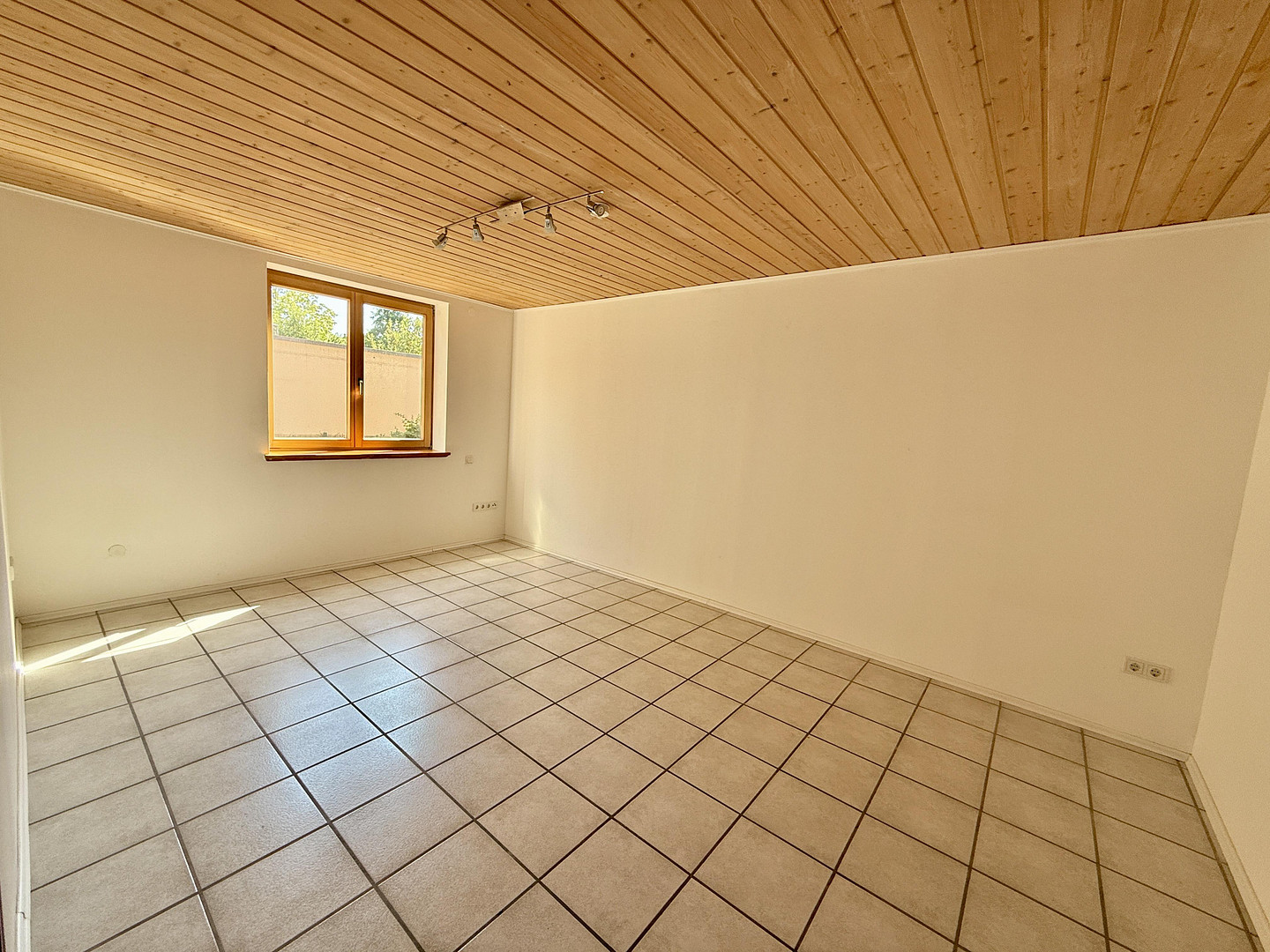 Barrierefreie Erdgeschosswohnung mit großem Garten & Terrasse in Wesseling-Keldenich – Wesseling – Vorschaubild 7