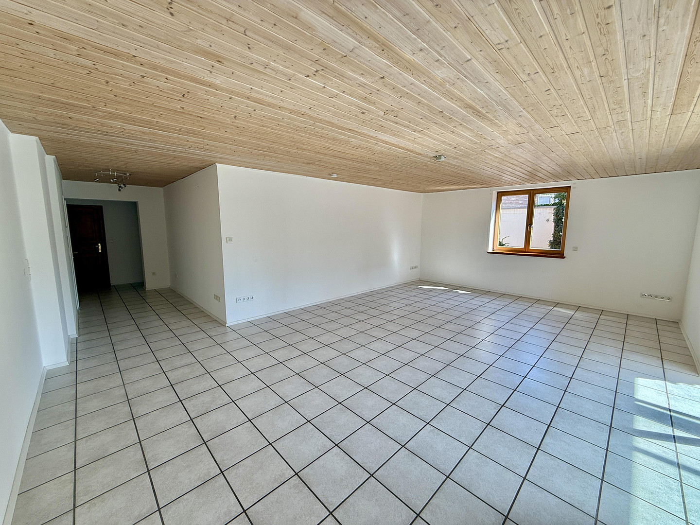 Barrierefreie Erdgeschosswohnung mit großem Garten & Terrasse in Wesseling-Keldenich – Wesseling – Vorschaubild 12