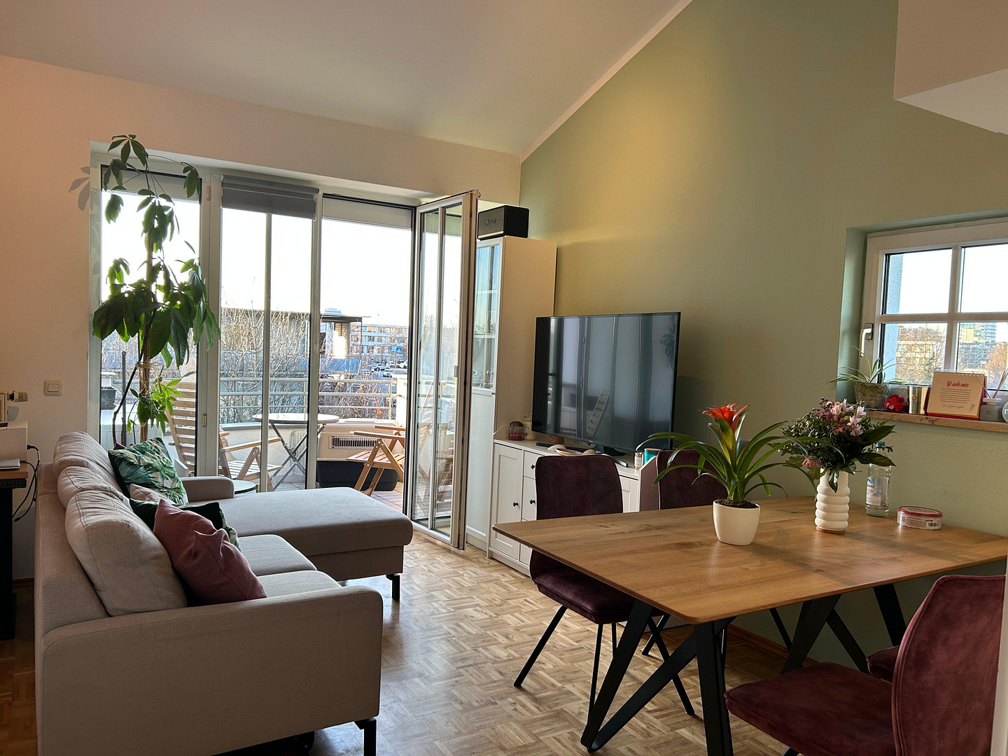 Helle 2-Zimmer-Wohnung in Friedrichshofen ab 01.11