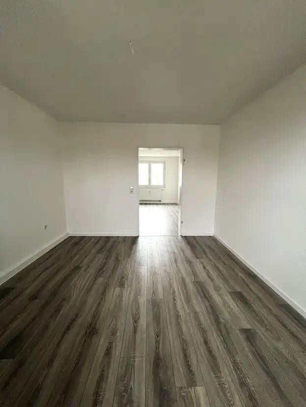 helle, moderne & gutaufgeteilte 3 Zimmerwohnung zu vermieten – Feuerbachstraße 20, 67659 Kaiserslautern – Vorschaubild 3