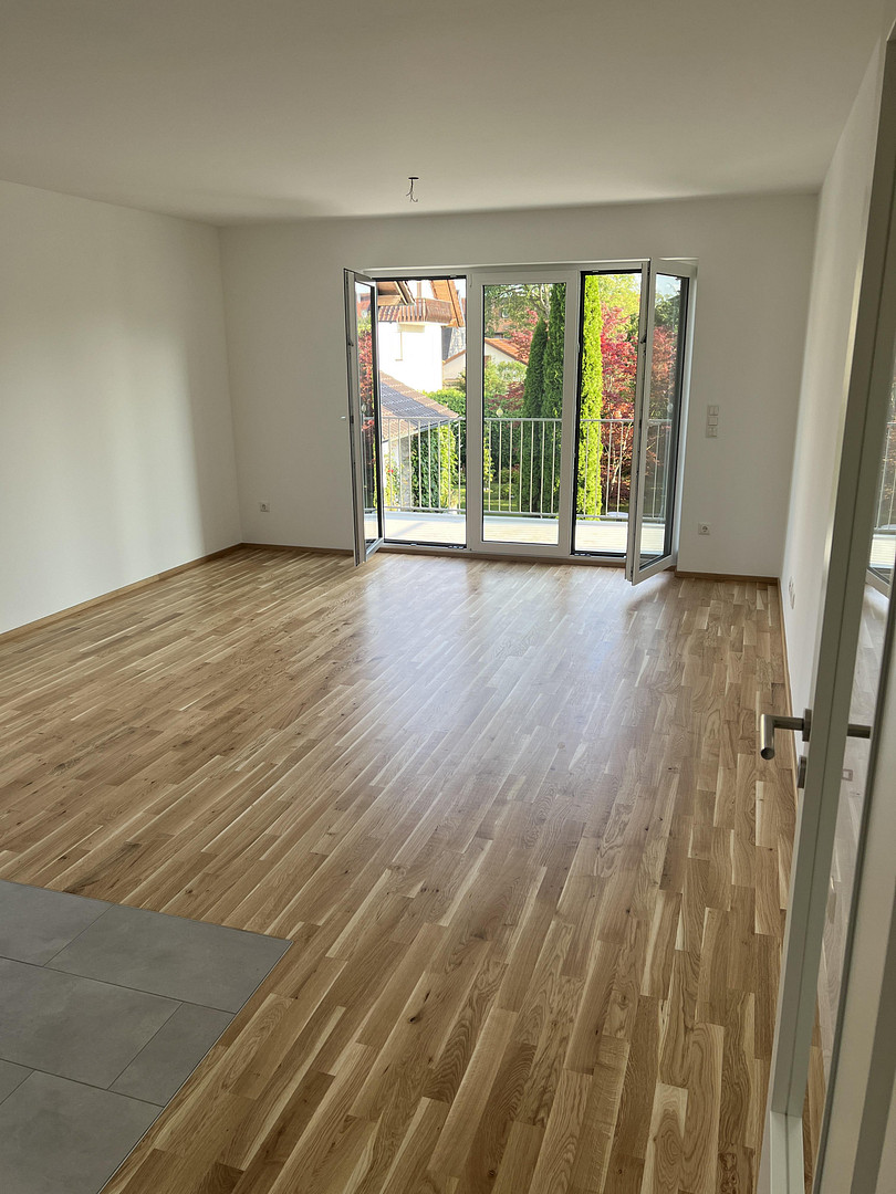 Wohnen zum Wohlfühlen: Moderne 3-Zimmer-Wohnung mit Balkon – Moosburg an der Isar – Vorschaubild 2