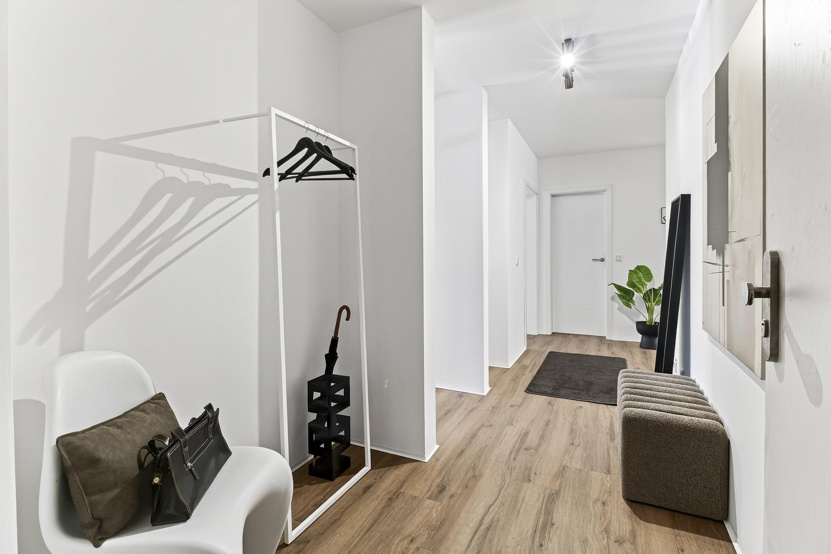 Reserviert - Kernsaniert & sofort bezugsfrei: 3-Zimmer-Wohnung mit Balkon in Münster-Gievenbeck – 48149 Münster(Gievenbeck) – Vorschaubild 8