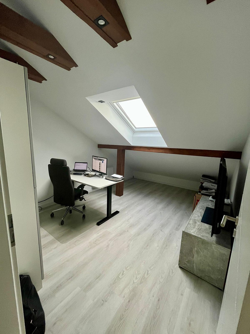 Moderne helle 4-Zimmer Wohnung 112 m2 neu mit EBK und Garage - provisionsfrei – Ustersbach(Mödishofen) – Vorschaubild 10