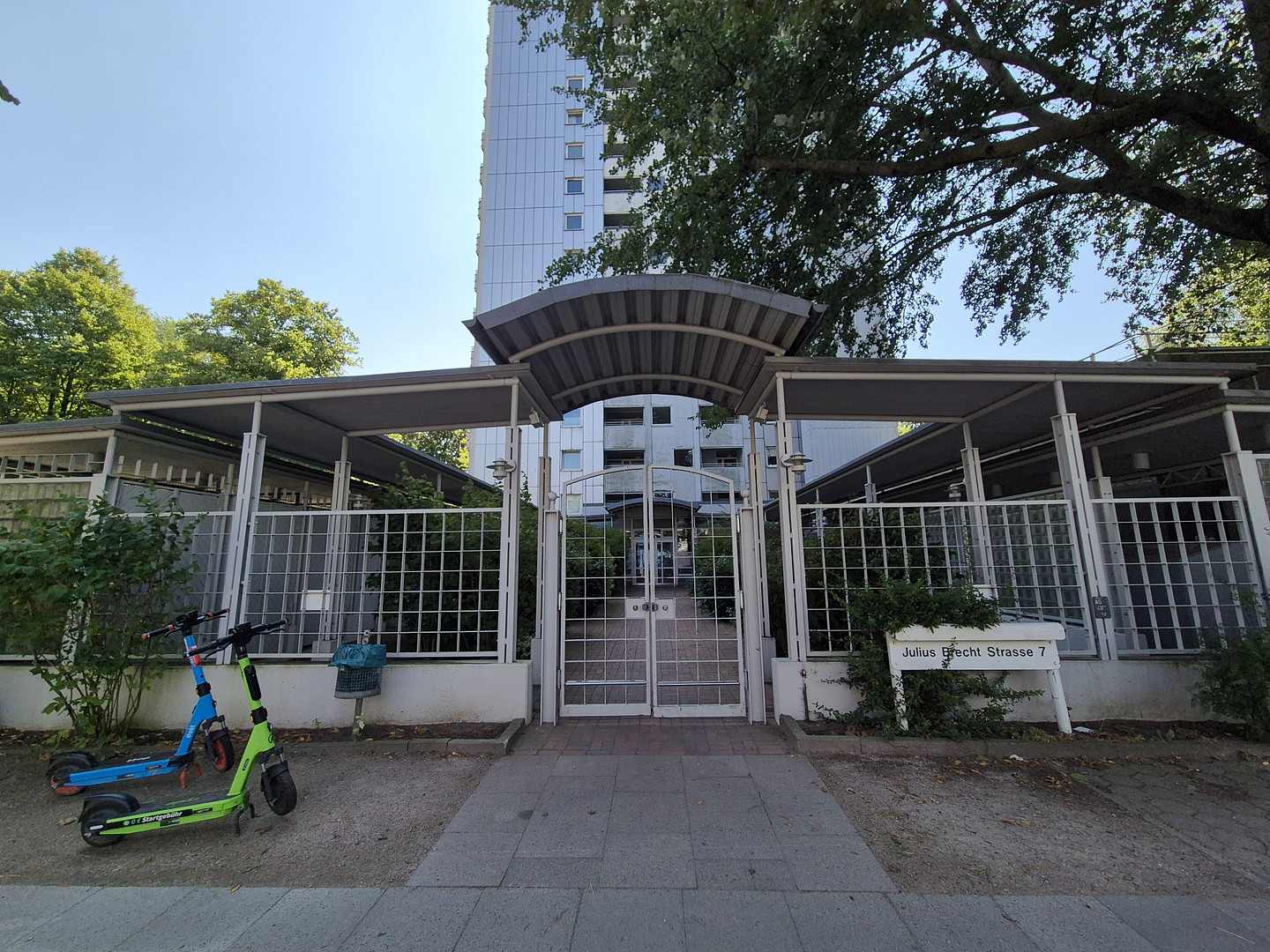 1-Zimmer-ETW als Kapitalanlage oder Eigennutzung direkt neben dem Elbe-Einkaufszentrum (sofort Frei)