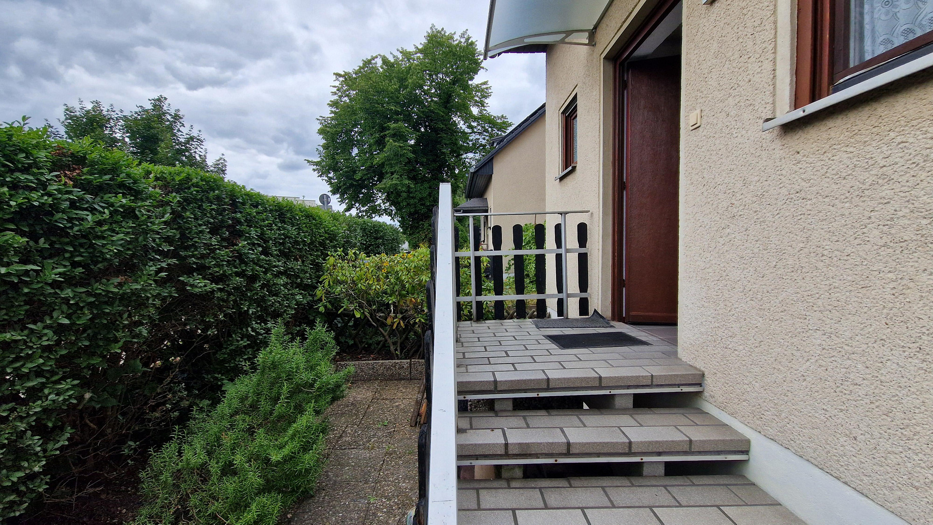 Reihenendhaus mit Kamin und moderner Gas-Hybridheizung in Berlin-Rudow – 12357 Berlin(Rudow) – Vorschaubild 2