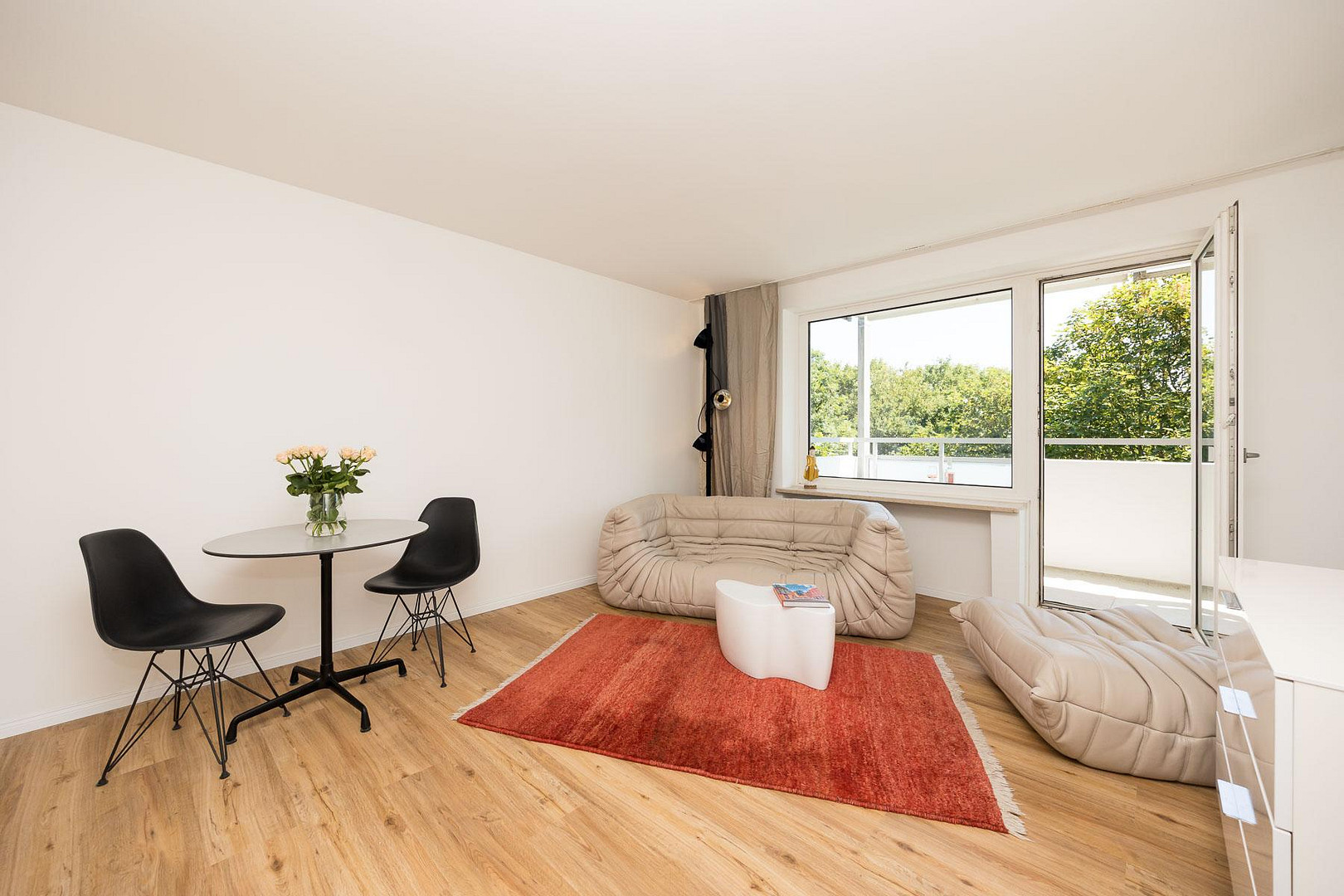 Sofort einziehen & wohlfühlen: Sanierte 1,5-Zimmer-Wohnung mit Balkon in Bogenhausen – Regina-Ullmann-Str. 73, 81927 München(Johanneskirchen) – Vorschaubild 4
