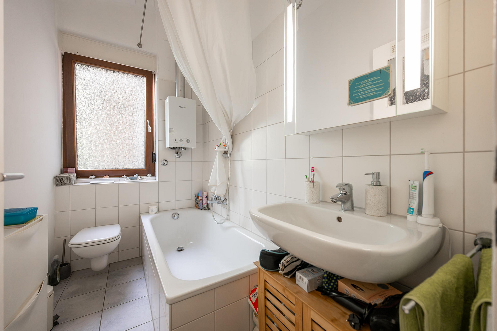 Provisionsfrei! Charmante vermietete 2-Zimmer-Altbau-Wohnung (ca.51 m²)+Balkon in der Südweststadt – 76137 Karlsruhe(Südweststadt) – Vorschaubild 7