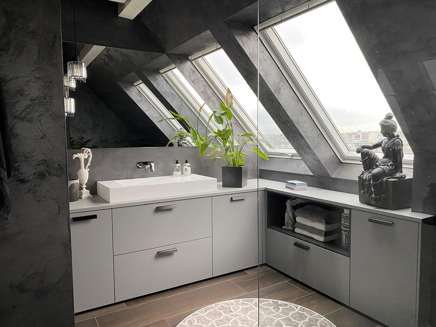 Design trifft Gemütlichkeit: Kernsaniertes Juwel mit Terrasse, High-End-Ausstattung, PV & Klima – Kreuzhaldenstraße 47, 70329 Stuttgart(Hedelfingen) – Vorschaubild 17
