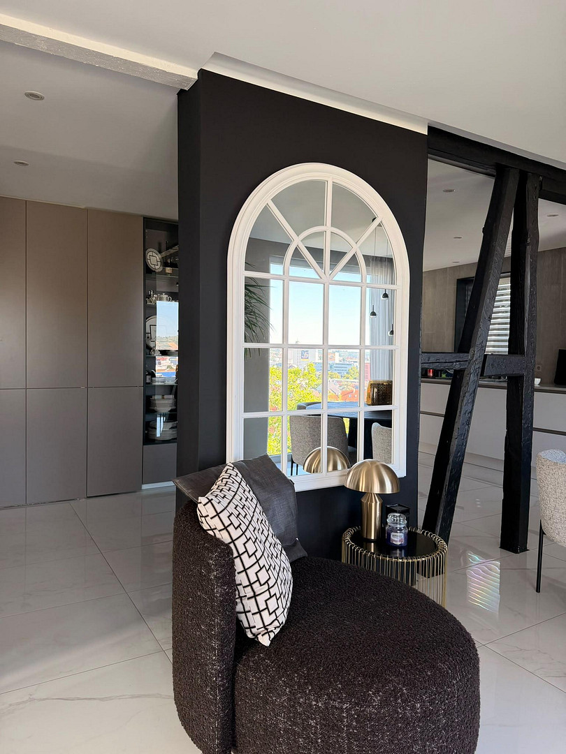 Design trifft Gemütlichkeit: Kernsaniertes Juwel mit Terrasse, High-End-Ausstattung, PV & Klima – Kreuzhaldenstraße 47, 70329 Stuttgart(Hedelfingen) – Vorschaubild 5