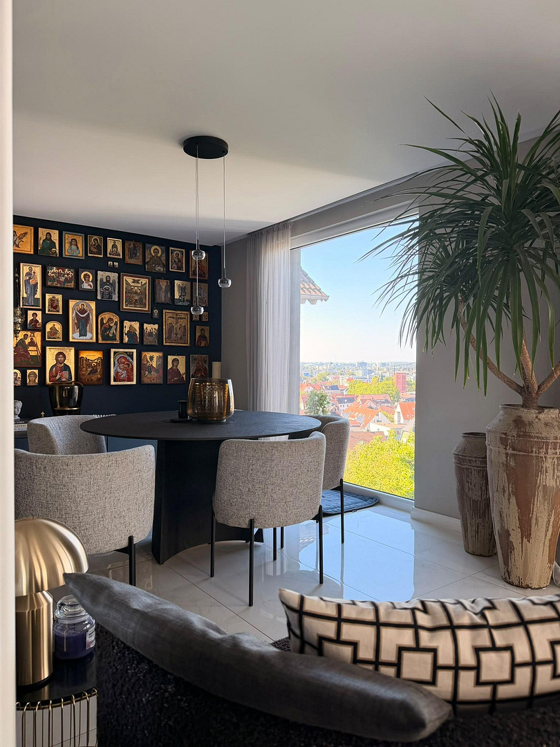 Design trifft Gemütlichkeit: Kernsaniertes Juwel mit Terrasse, High-End-Ausstattung, PV & Klima – Kreuzhaldenstraße 47, 70329 Stuttgart(Hedelfingen) – Vorschaubild 4