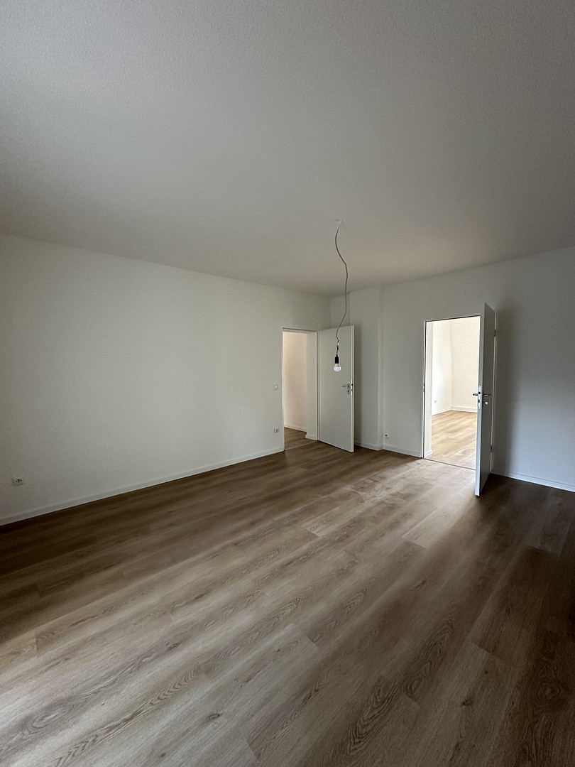 Frisch renovierte 4-Zimmer Wohnung in Essen-Frohnhausen – Essen(Frohnhausen) – Vorschaubild 2