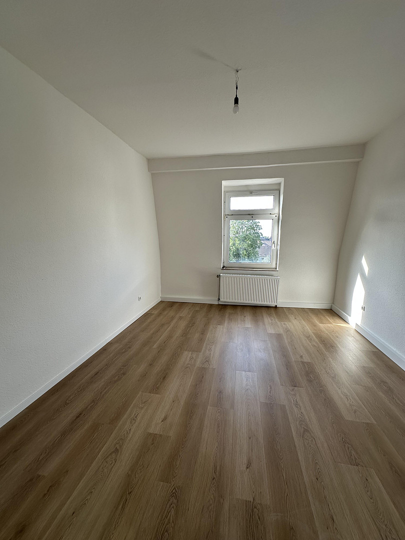 Frisch renovierte 4-Zimmer Wohnung in Essen-Frohnhausen – Essen(Frohnhausen) – Vorschaubild 6