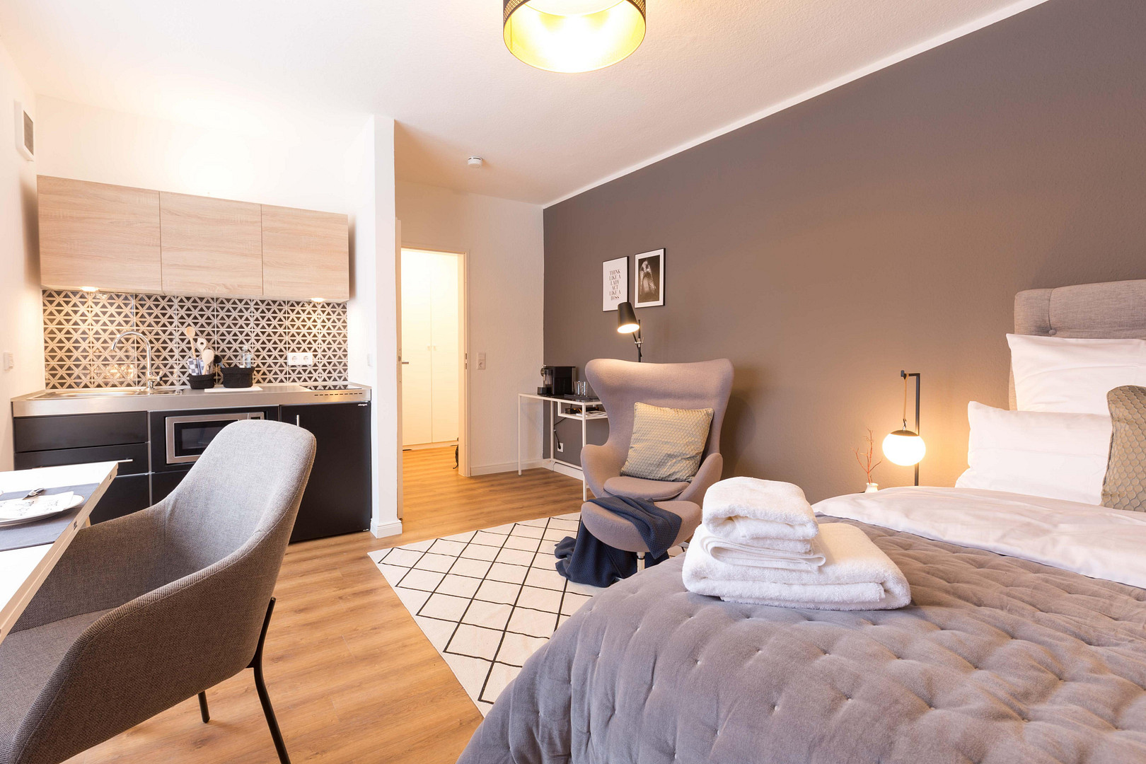 Sorgenfrei das nächste Kapitel aufschlagen – Vollmöbliertes 1-Zimmer-Apartment im MS-Kreuzviertel – 48159 Münster(Mitte) – Vorschaubild 2