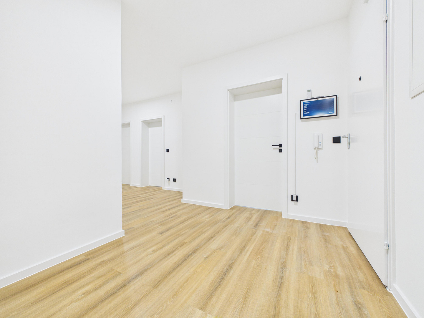 PROVISIONSFREI! Exklusives Wohnen am Burgberg – Humboldtstraße 10b, 91054 Erlangen – Vorschaubild 2