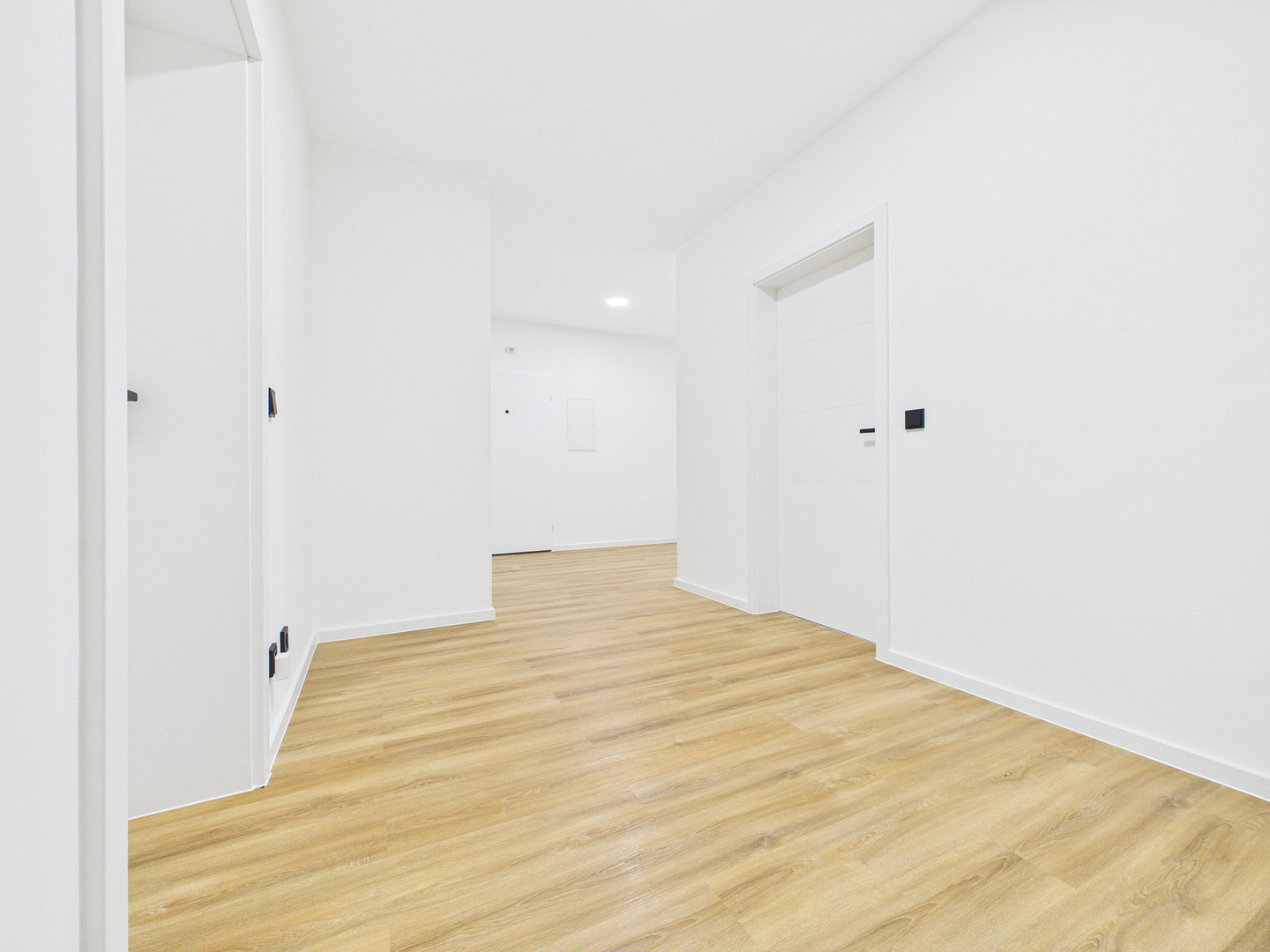 PROVISIONSFREI! Exklusives Wohnen am Burgberg – Humboldtstraße 10b, 91054 Erlangen – Vorschaubild 3