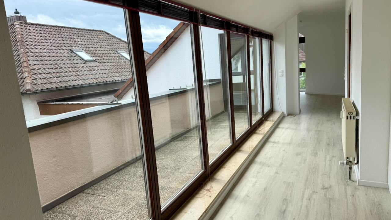 Schöne 3-Zimmer DG Wohnung mit modernisierter Küche und Balkon – Erlenfeld 20, 91056 Erlangen(Alterlangen) – Vorschaubild 15