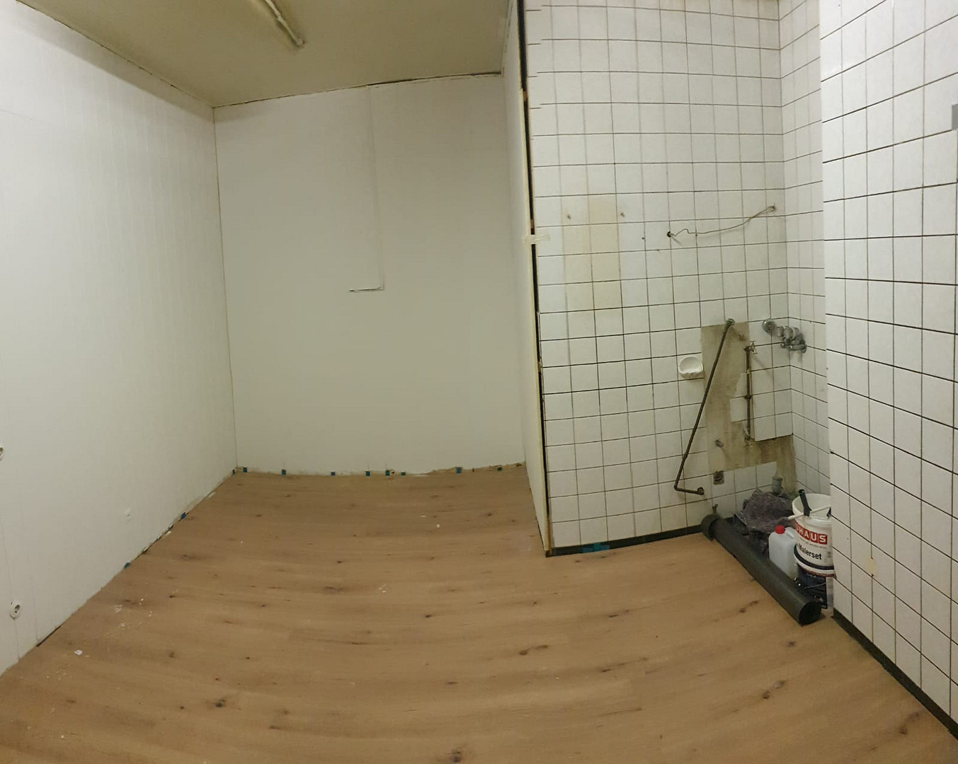 1 Zimmer mit Ladenfenster zum Hinterhof & WC in Kassel Miete oder Mietkauf ab €200 + €222 NK – Eisenschmiede 86, 34125 Kassel – Vorschaubild 7