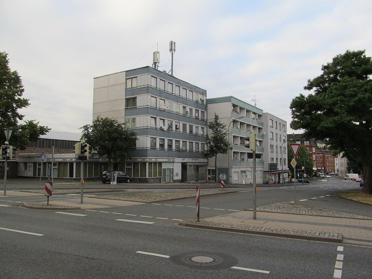 10 Wohnungen in Kassel & 2 EFH in Ihringshausen + Hümme zu verkaufen! "Mietkauf" ab €200 möglich! – Zentgrafenstraße 108, 34130 Kassel – Vorschaubild 12