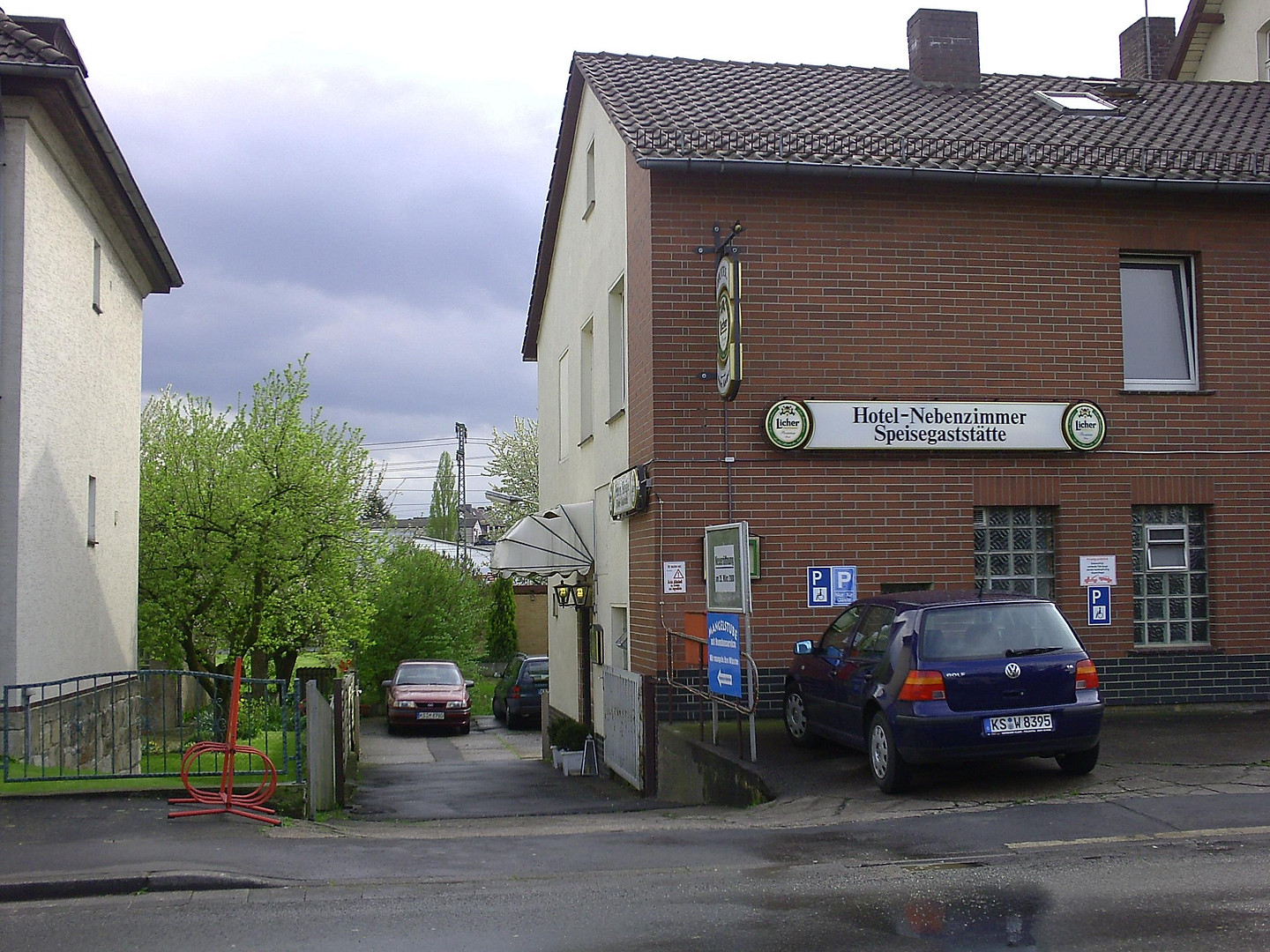 10 Wohnungen in Kassel & 2 EFH in Ihringshausen + Hümme zu verkaufen! "Mietkauf" ab €200 möglich! – Zentgrafenstraße 108, 34130 Kassel – Vorschaubild 25