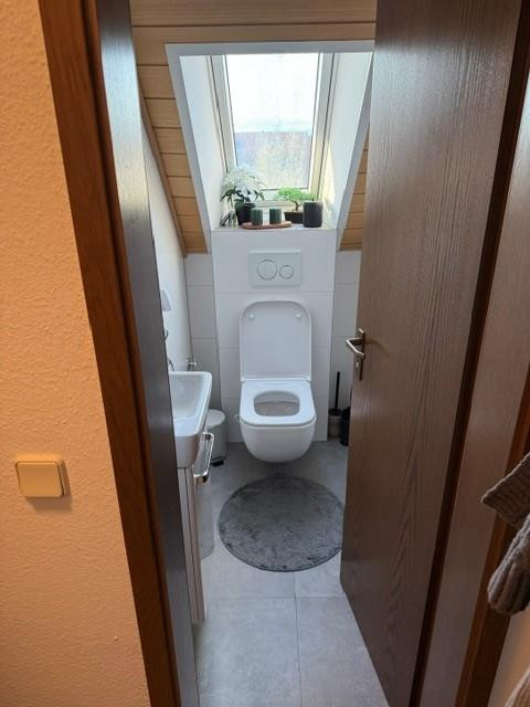 Sehr gepflegte 3 Zimmer-Maisonette-Wohnung in zentraler Wohnlage von Griesheim – Griesheim – Vorschaubild 7