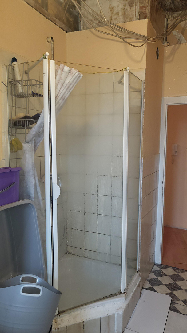 4-5 Zimmer Wohnung mit 110m² im 2.OG in Kassel Miete oder Mietkauf €400+NK – Wolfhager Str. 85, 34127 Kassel – Vorschaubild 3