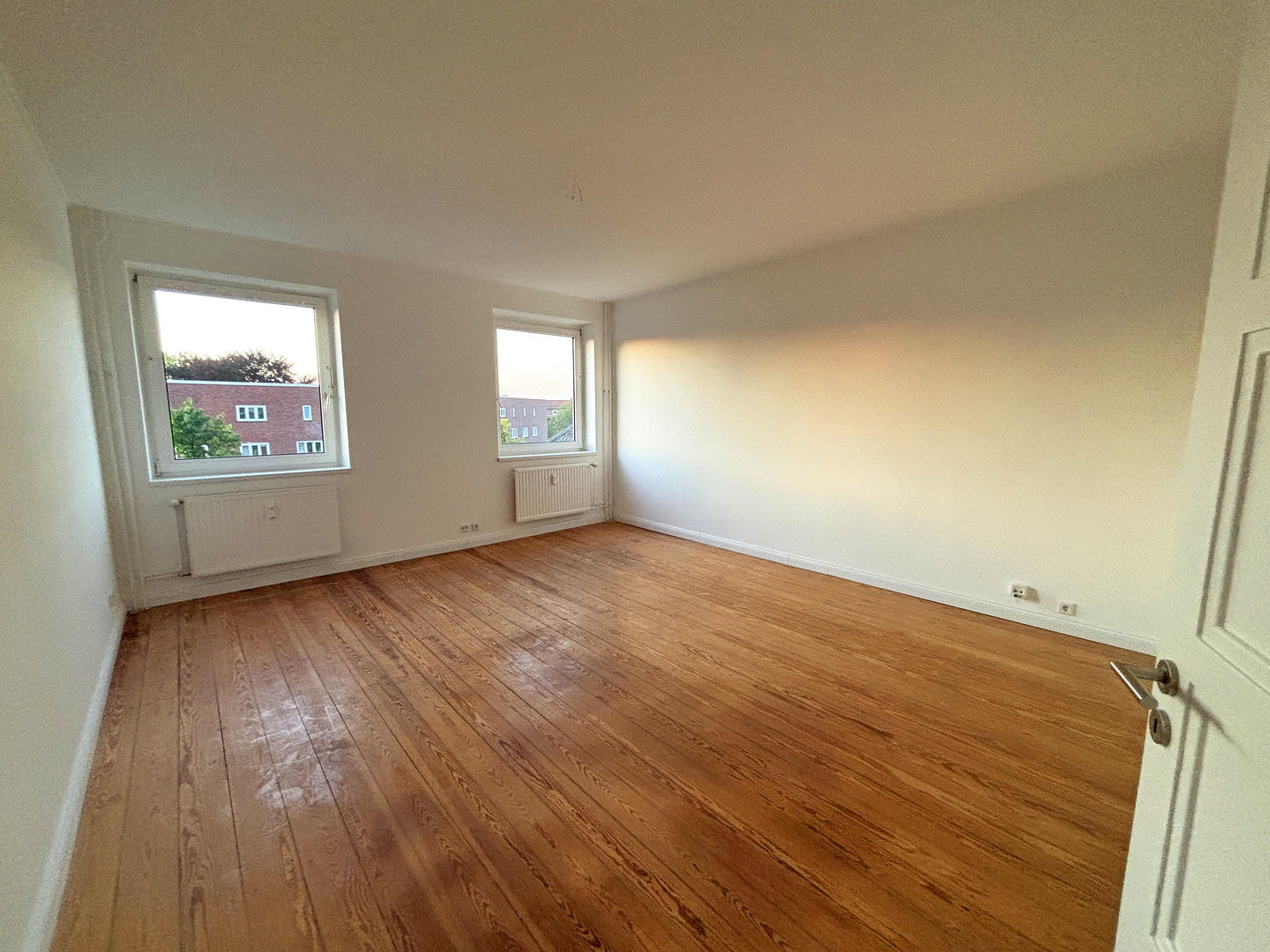 Moderne 4-Zimmer ETW mit Traumküche, Erstbezug nach Sanierung, ohne Courtage – Fuhlsbüttler Str. 230, 22307 Hamburg(Barmbek-Nord) – Vorschaubild 11