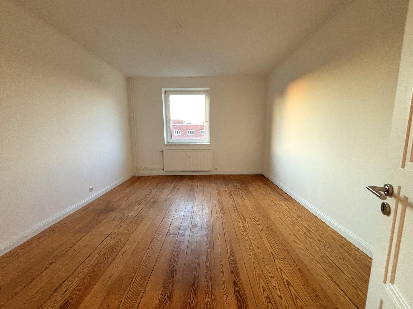 Moderne 4-Zimmer ETW mit Traumküche, Erstbezug nach Sanierung, ohne Courtage – Fuhlsbüttler Str. 230, 22307 Hamburg(Barmbek-Nord) – Vorschaubild 10