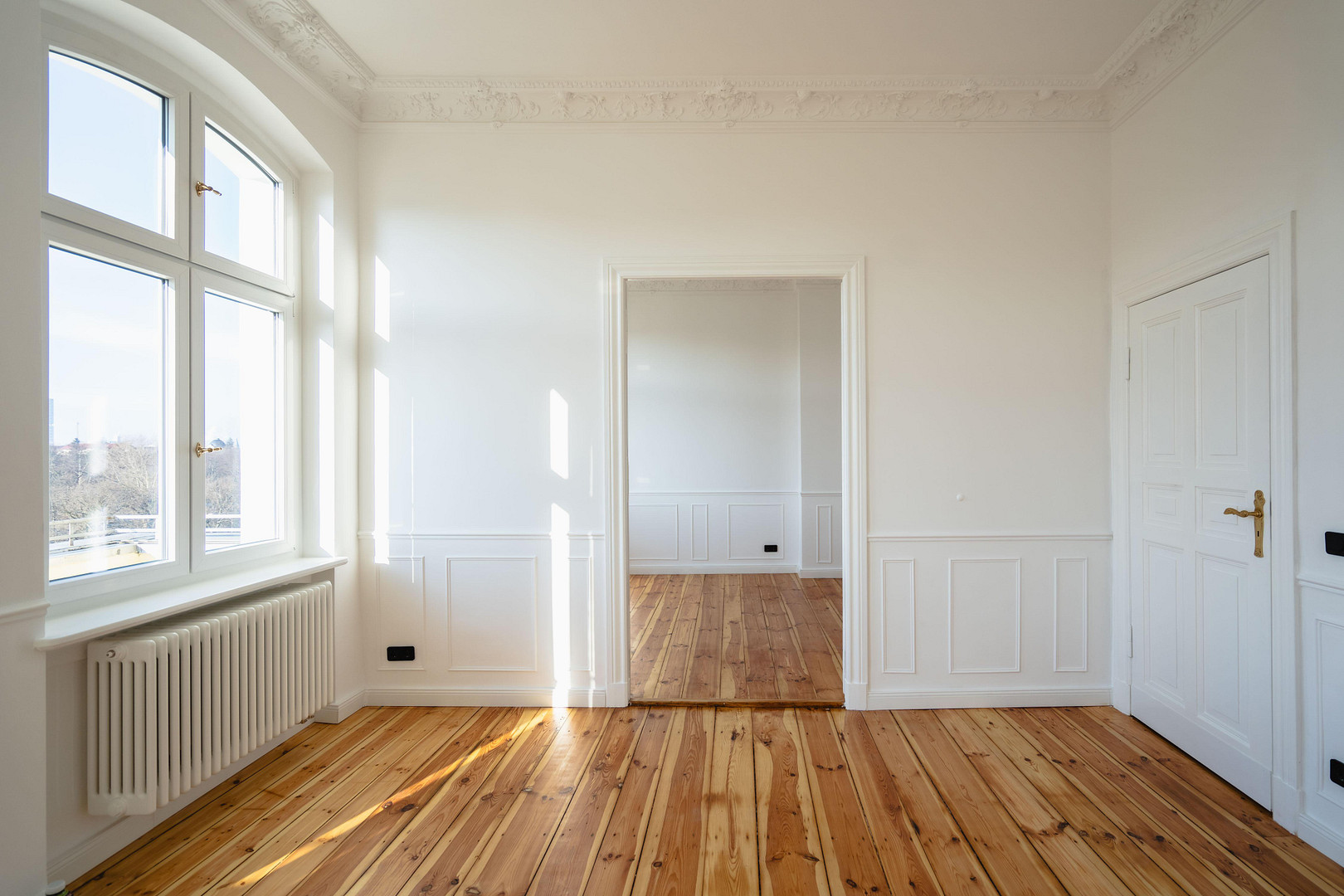 Provisionsfrei: Erstbezug am Volkspark Wilmersdorf, 3-Zi Stuck-Altbau, Balkon, Blicke über die Stadt – Wallenbergstrasse 4, 10713 Berlin(Wilmersdorf) – Vorschaubild 11