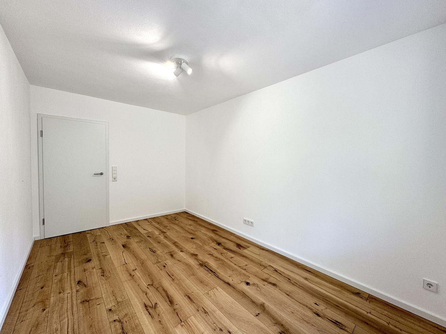 Kernsanierte 3-Zimmer-Wohnung am Bodensee, Balkon, Provisionsfrei – 78343 Gaienhofen-Hemmenhofen(Hemmenhofen) – Vorschaubild 10