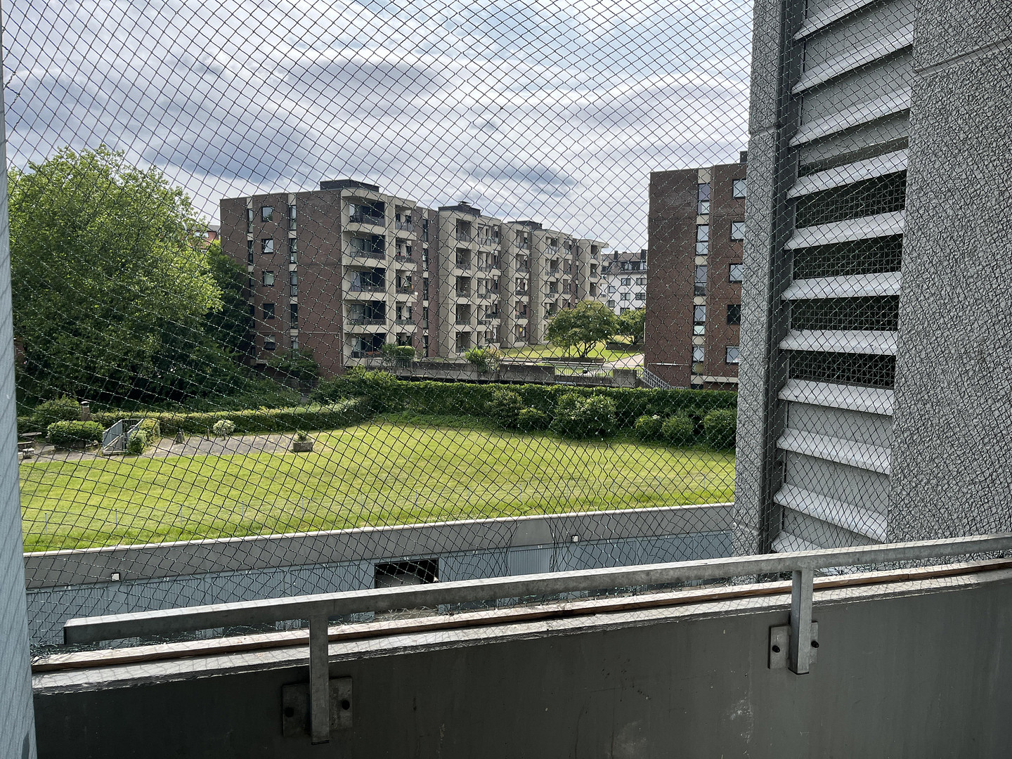 zentral gelegenes 1 Zimmer Appartement mit Balkon, möbliert in Aachen – joseph-von-görres-strasse 49, 52068 Aachen – Vorschaubild 4
