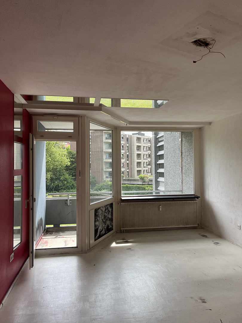 zentral gelegenes 1 Zimmer Appartement mit Balkon, möbliert in Aachen – joseph-von-görres-strasse 49, 52068 Aachen – Vorschaubild 2