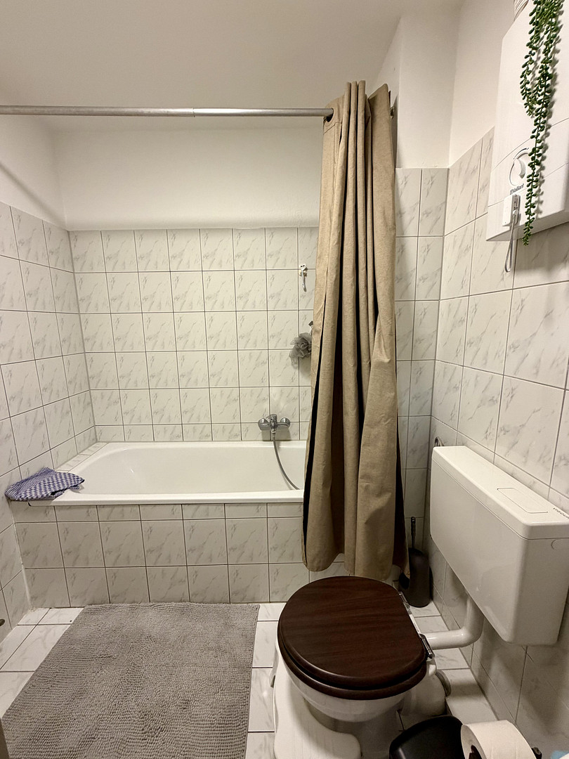 Gut geschnittene 2-Zimmer-Wohnung mit Balkon & Einbauküche in zentraler Lage von Pulheim – Pulheim – Vorschaubild 20