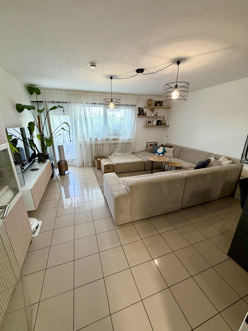 Gut geschnittene 2-Zimmer-Wohnung mit Balkon & Einbauküche in zentraler Lage von Pulheim – Pulheim – Vorschaubild 2