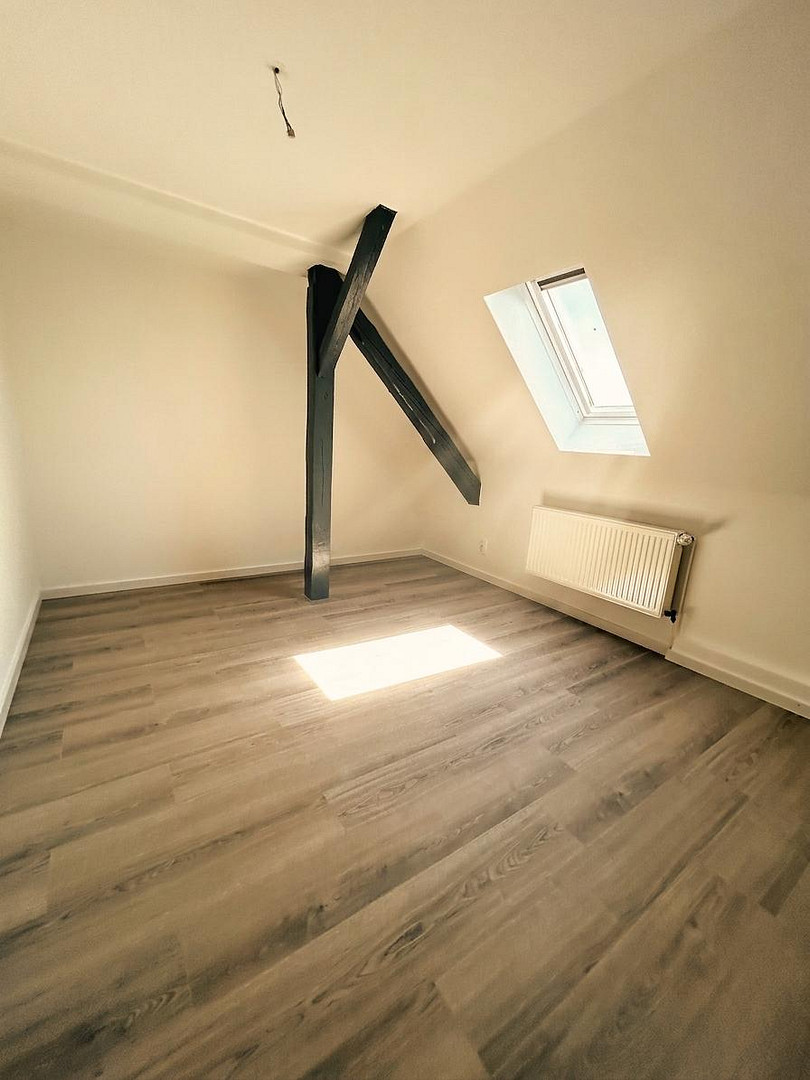 Frisch sanierte 2-Zimmer-Dachgeschosswohnung mit  Garten optional – Kirchstraße 33, 6846 Dessau-Roßlau(Dessau) – Vorschaubild 6