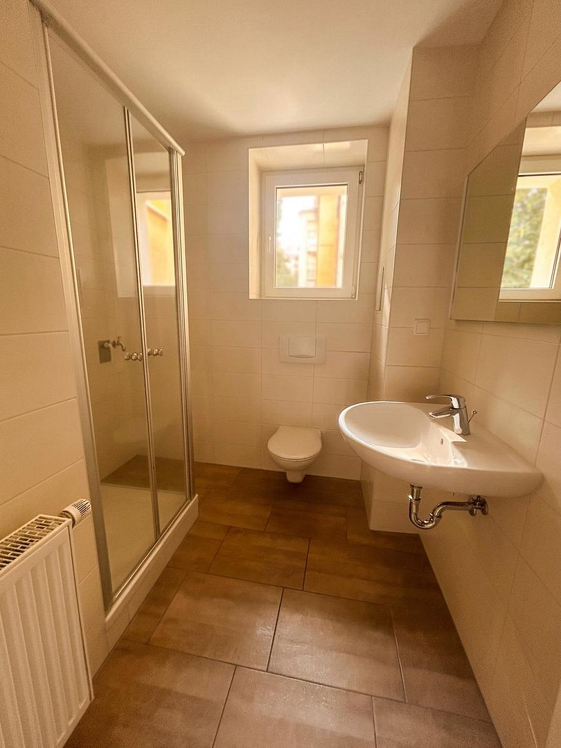 4 helle Zimmer | 87,9 m² | Offene Wohnküche + Gäste-WC – Bernburger Straße 16, 6842 Dessau-Roßlau(Dessau) – Vorschaubild 2