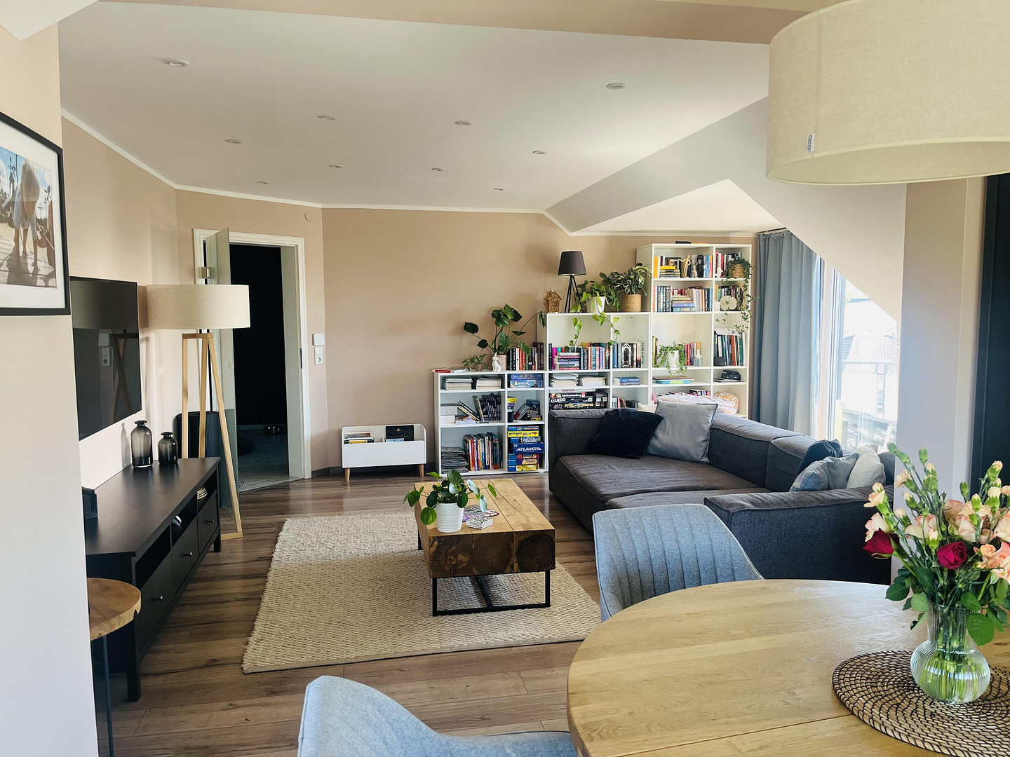 Provisionsfrei: Helle Maisonette mit Erker, Garage & Südbalkon in Salzgitter Fredenberg – 38228 Salzgitter(Bruchmachtersen) – Vorschaubild 2