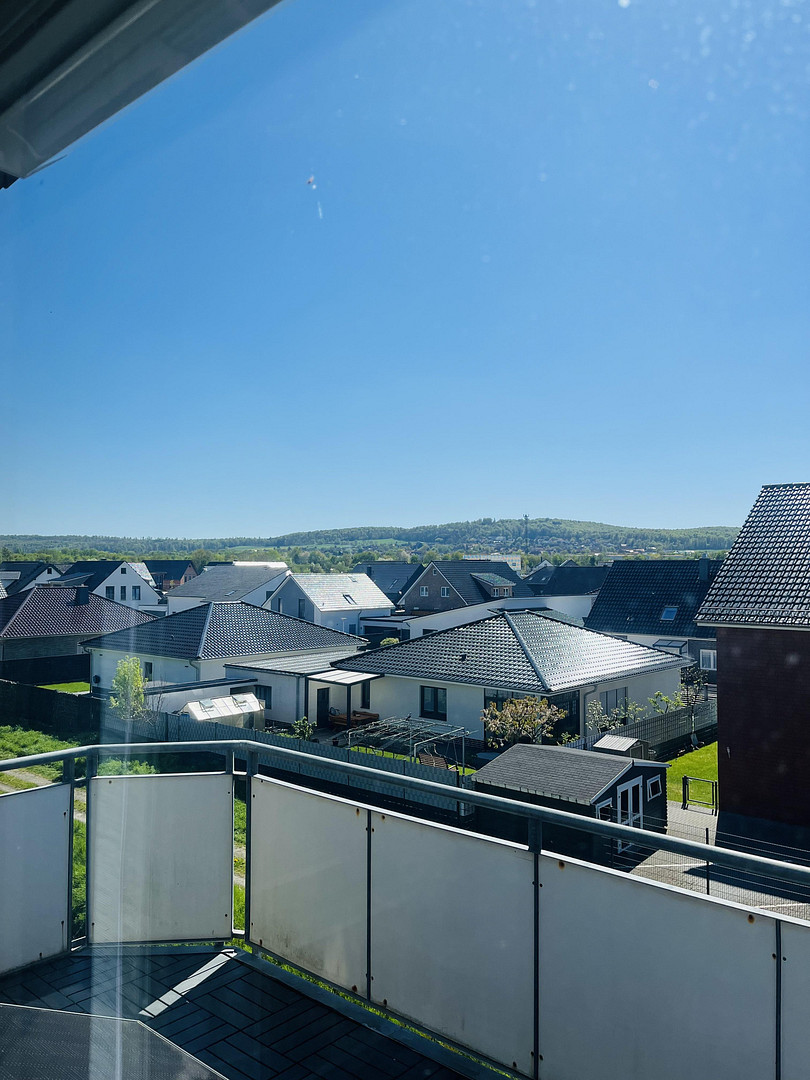 Provisionsfrei: Helle Maisonette mit Erker, Garage & Südbalkon in Salzgitter Fredenberg – 38228 Salzgitter(Bruchmachtersen) – Vorschaubild 3