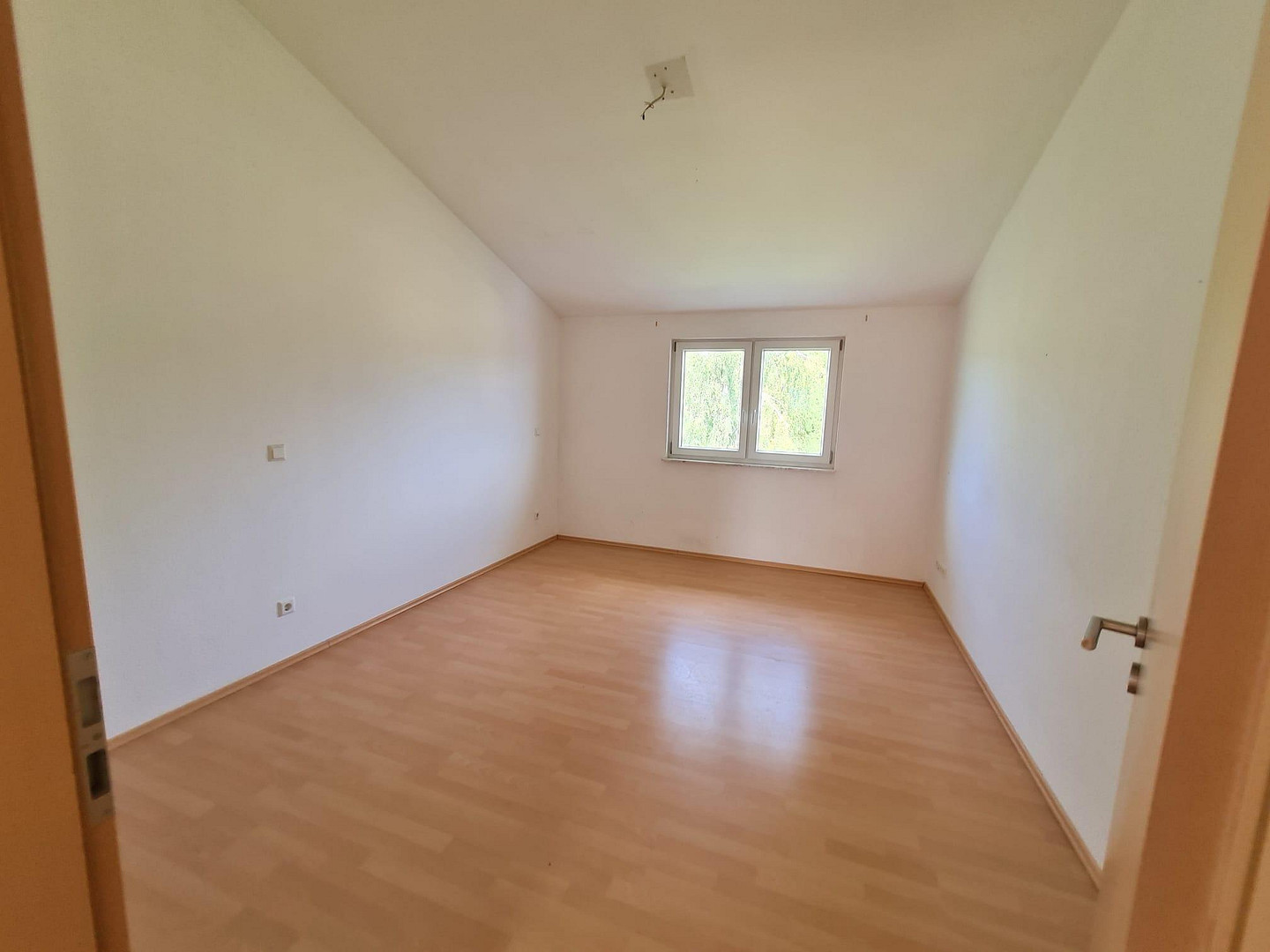 4-Zi Wohnung - Wohnen wie im Urlaub im Privatpark Römerweg – Römerweg 31, 75328 Schömberg – Vorschaubild 4