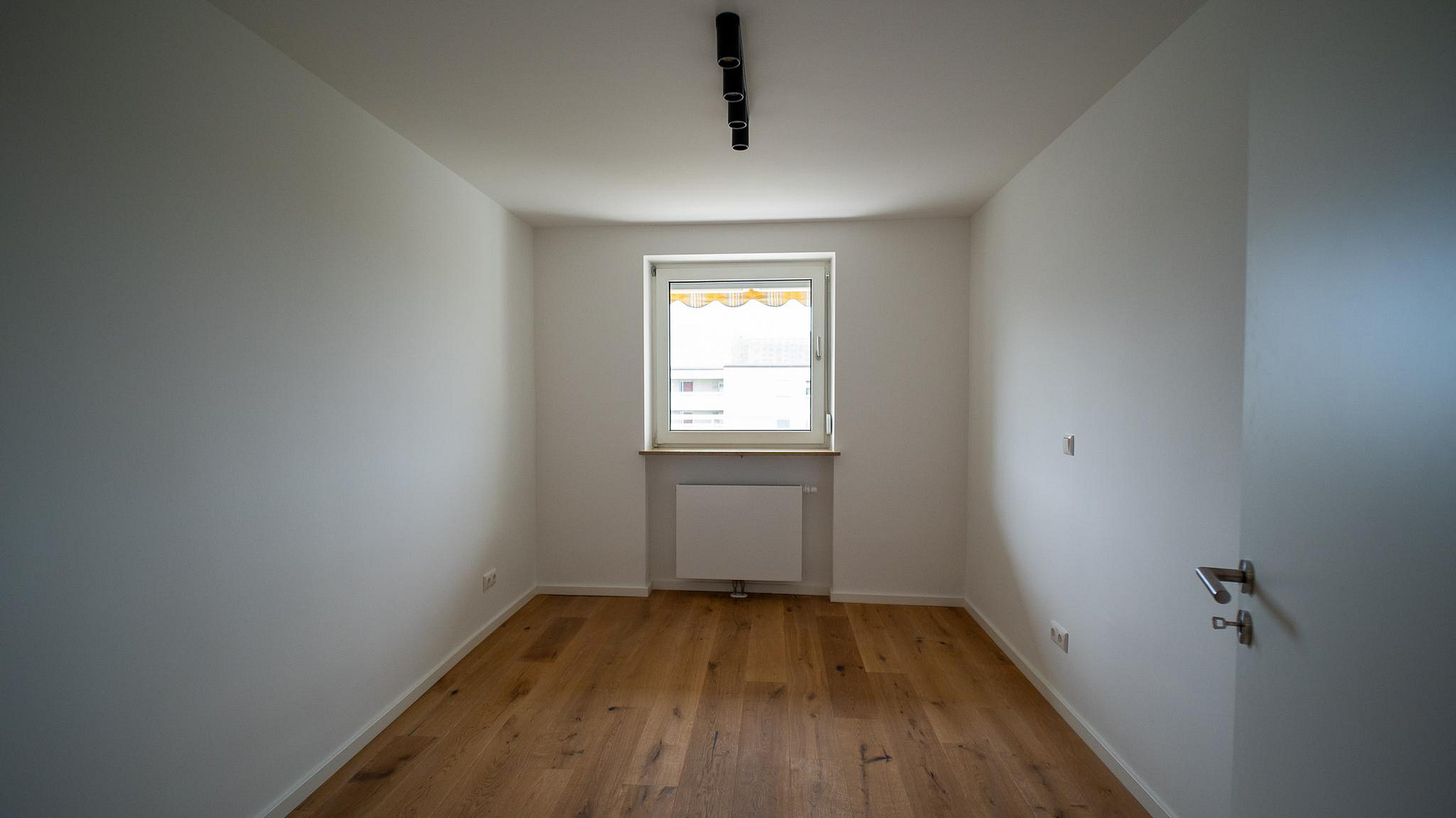 Erstbezug nach Kernsanierung inkl. Alpenblick - Perfekt für Familie oder WG – Schaffhauser Straße 16, 81476 München(Fürstenried) – Vorschaubild 12