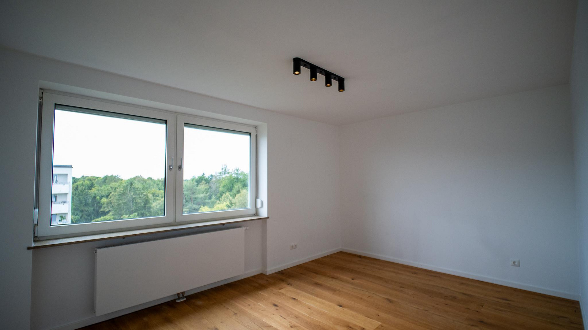 Erstbezug nach Kernsanierung inkl. Alpenblick - Perfekt für Familie oder WG – Schaffhauser Straße 16, 81476 München(Fürstenried) – Vorschaubild 11
