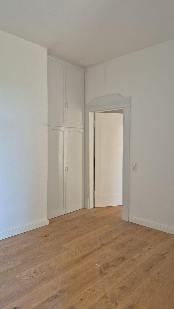 Bremen-Schwachhausen | Exklusive 4-Zimmer-Altbauwohnung, 105 m², 2 Balkone, provisionsfrei – Albersstraße 10, 28209 Bremen(Schwachhausen) – Vorschaubild 7