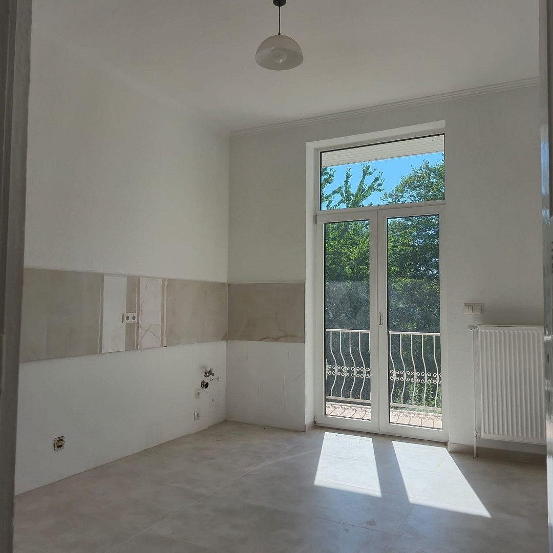 Bremen-Schwachhausen | Exklusive 4-Zimmer-Altbauwohnung, 105 m², 2 Balkone, provisionsfrei – Albersstraße 10, 28209 Bremen(Schwachhausen) – Vorschaubild 9