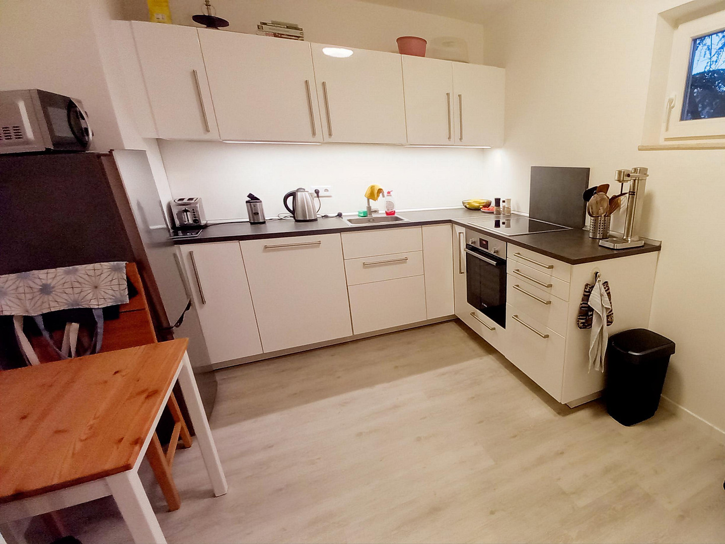 Moderne 2 Zimmerwohnung mit Balkon – Alte Bergstraße 3, 64665 Alsbach-Hähnlein(Alsbach) – Vorschaubild 2
