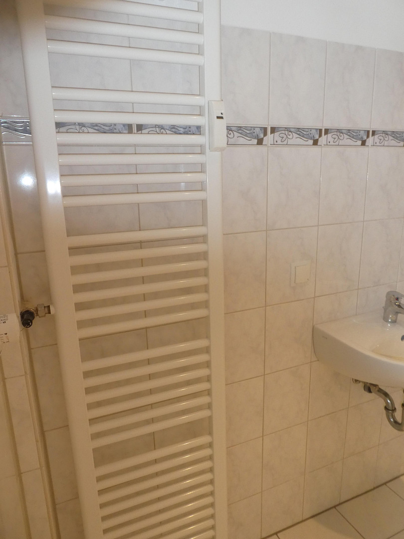 1 ZKB mit Balkon, ruhige Lage, EG-Hochparterre – 67657 Kaiserslautern – Vorschaubild 7
