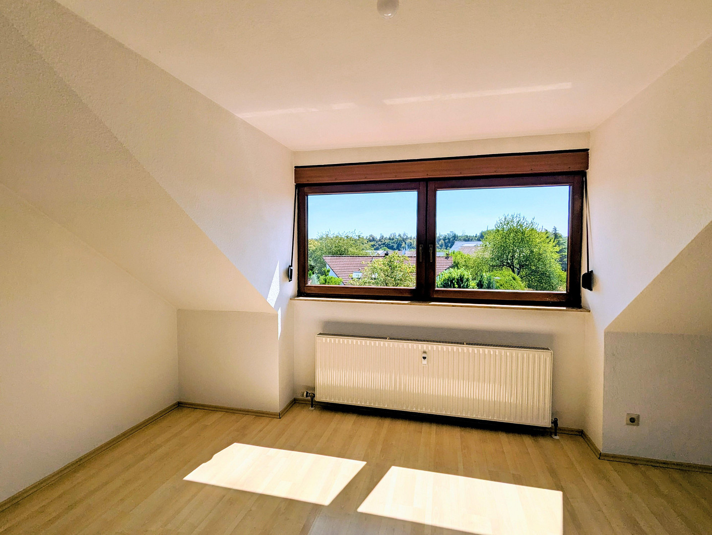 Helle 3-Zi.-Wohnung + West-Balkon & TG-Stellplatz – Am Bähnle 2, 74177 Bad Friedrichshall(Waldau) – Vorschaubild 2