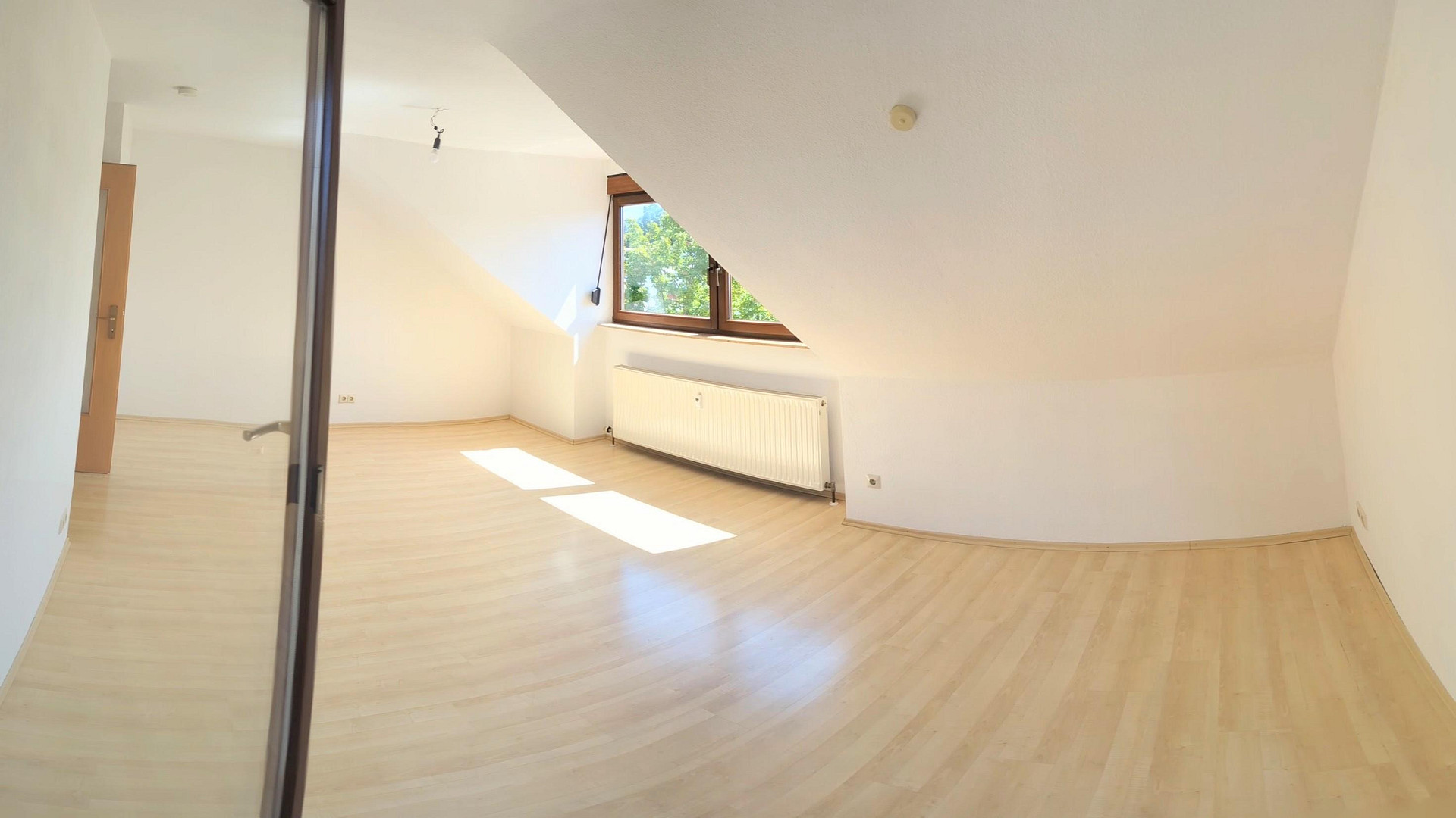 Helle 3-Zi.-Wohnung + West-Balkon & TG-Stellplatz – Am Bähnle 2, 74177 Bad Friedrichshall(Waldau) – Vorschaubild 3