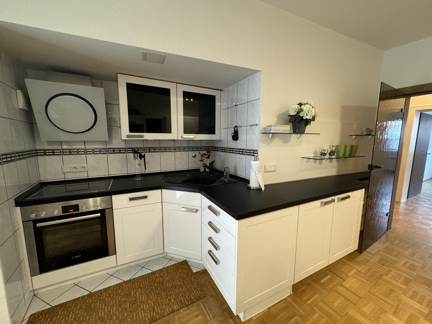 Außergewöhnliche 2,5-Zimmer-Wohnung nahe Uniklinikum – mit Einbauküche, Balkon & Sonnenterrasse – keplerstraße, 45147 Essen(Holsterhausen) – Vorschaubild 4