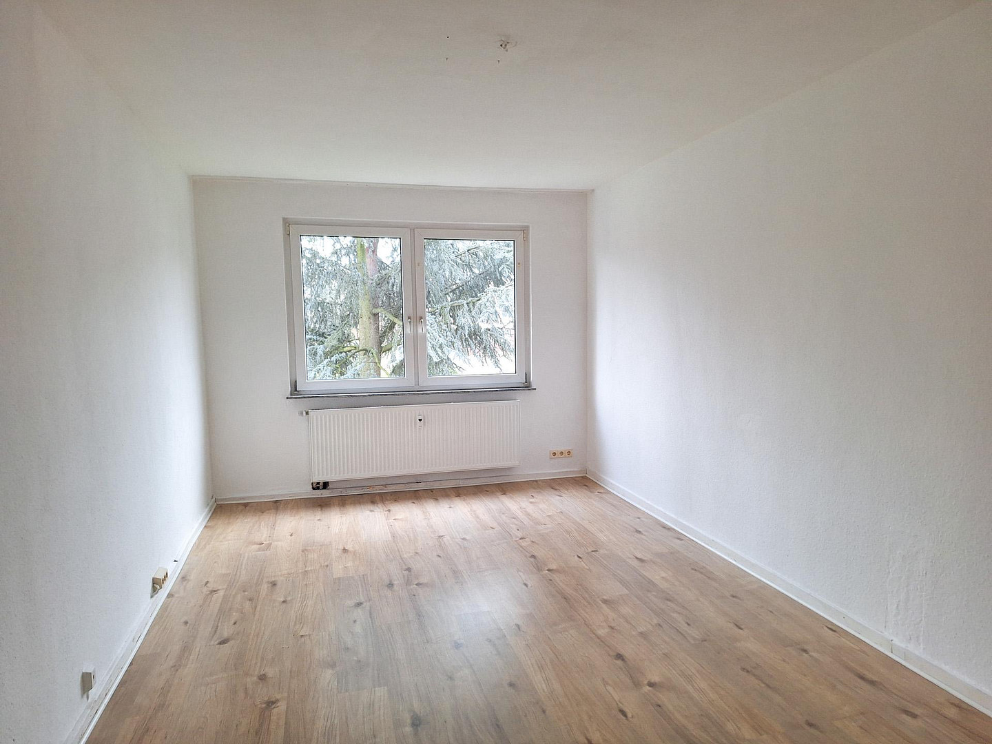 Sanierte 3,5 Zimmer-KDB Wohnung (ca. 70 qm) mit Einbauküche und Balkon / Holsterhausen – Bunsenstr. 77, 45145 Essen(Holsterhausen) – Vorschaubild 10