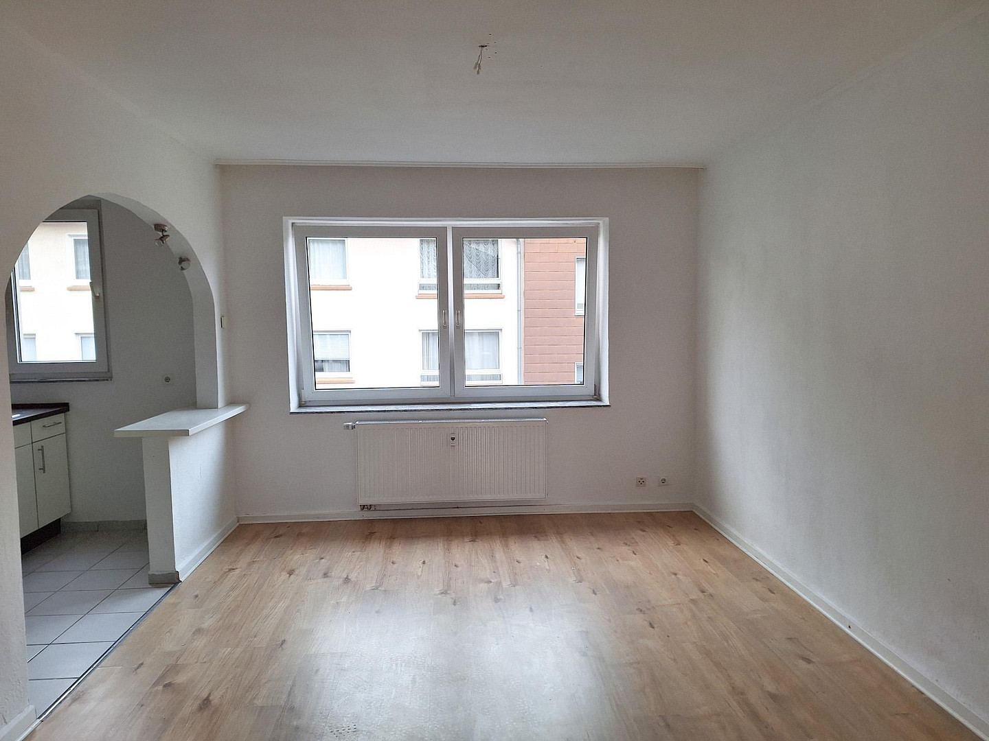 Sanierte 3,5 Zimmer-KDB Wohnung (ca. 70 qm) mit Einbauküche und Balkon / Holsterhausen – Bunsenstr. 77, 45145 Essen(Holsterhausen) – Vorschaubild 7