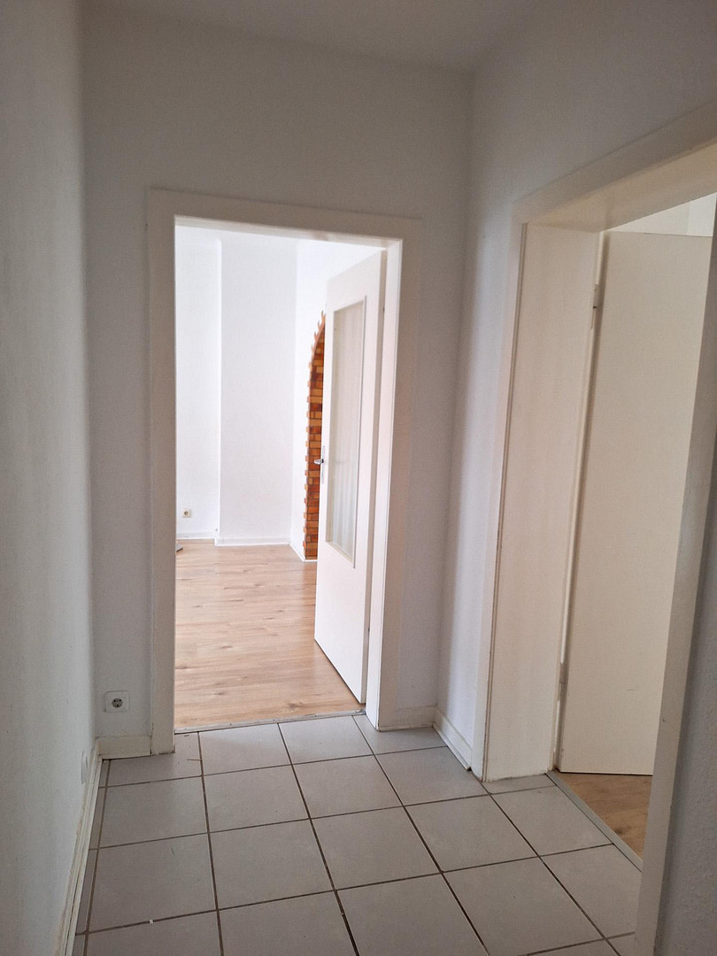 Sanierte 3,5 Zimmer-KDB Wohnung (ca. 70 qm) mit Einbauküche und Balkon / Holsterhausen – Bunsenstr. 77, 45145 Essen(Holsterhausen) – Vorschaubild 12
